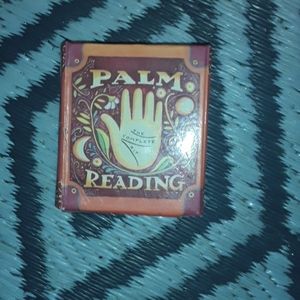 A palm reading kit